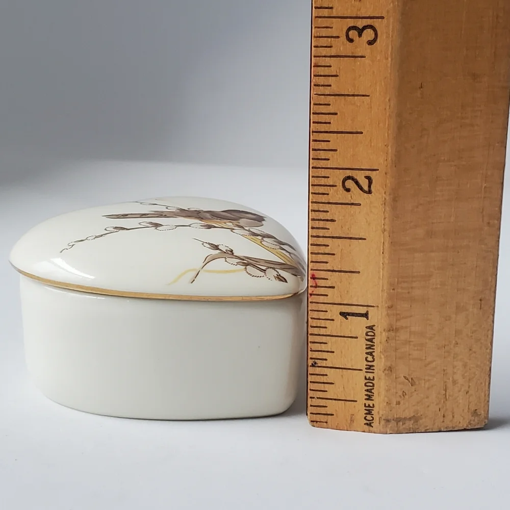 Otagiri Heart-Shaped Lidded Trinket Box  Bird & Pussywillows Vintage Japan - Picture 6 of 9